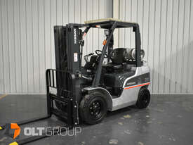 Nissan 2.5 Tonne Forklift Container Mast LPG EFI Engine Solid Tyres - picture0' - Click to enlarge