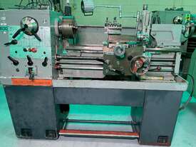 Colchester Student 1800 toolroom lathe - picture0' - Click to enlarge