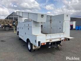 2010 Isuzu NPR 275 MWB - picture2' - Click to enlarge