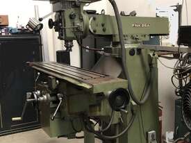 Tos Kurim FNK 25A Universal Milling Machine - picture0' - Click to enlarge