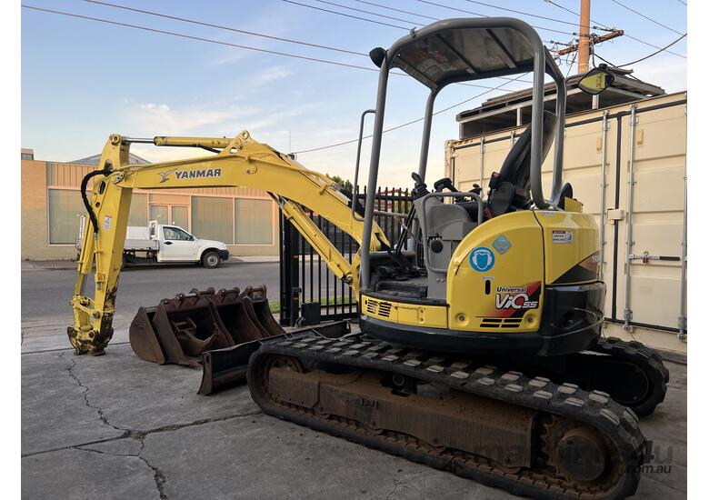 Used 2011 Yanmar Yanmar Vio 555B Excavator in , Listed on Machines4u