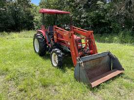 Yanmar 68hp 4wd tractor with 4in1 loader - picture0' - Click to enlarge