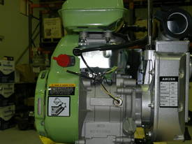 2.5HP Light Weight Fire Fighting/Transfer Pump - picture1' - Click to enlarge