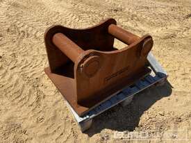 Mounting Bracket to suit Excavator - picture0' - Click to enlarge