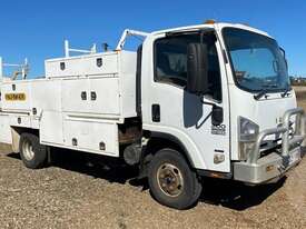 Isuzu NPR 200 - picture0' - Click to enlarge