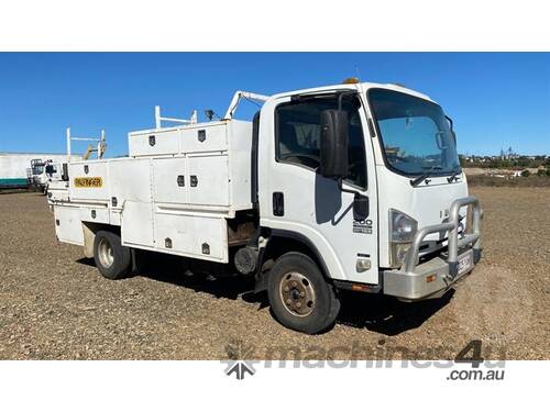 Isuzu NPR 200