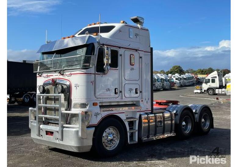 Buy Used Kenworth 2011 Kenworth K200 Series Sleeper Cab Trucks in ...