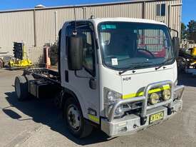 Isuzu NQR 87 190 - picture0' - Click to enlarge