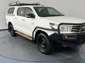 Toyota Hilux - picture0' - Click to enlarge