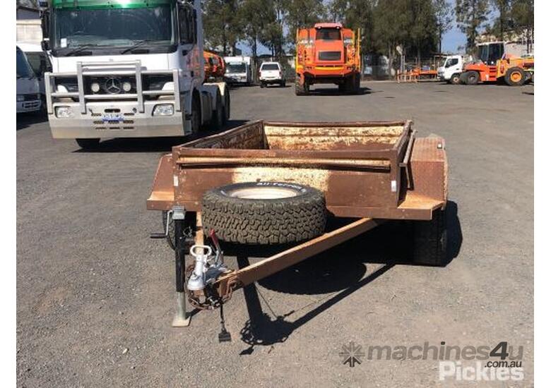 Buy Used 2009 homemade 2009 Homemade Tandem Axle Box Trailer Box