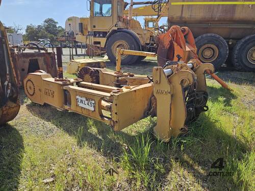 CWS INDUSTRIES GROUP TYRE HANDLER MODEL WL100-TM9W