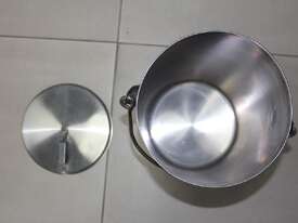 Stainless Steel Straight Sided Bucket with Lid - picture2' - Click to enlarge