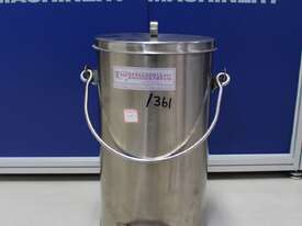 Stainless Steel Straight Sided Bucket with Lid - picture3' - Click to enlarge