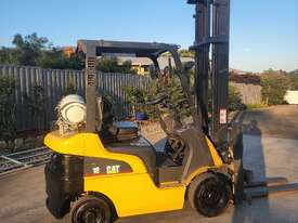 CAT Forklift 1.8t With Rotator  - picture1' - Click to enlarge