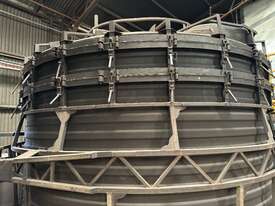 4400 and 5100 Gal Tank Mould - picture0' - Click to enlarge