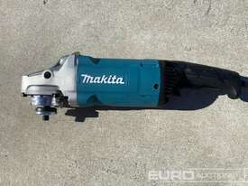 Unused Makita GA7060 180mm Angle Grinder - picture0' - Click to enlarge