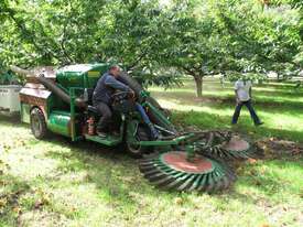 Facma C180S Self Propelled Nut Harvester - picture0' - Click to enlarge