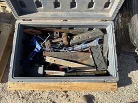 1 x Tool Box and Assorted Tools - picture0' - Click to enlarge