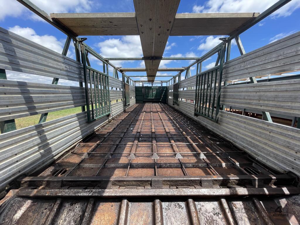 Buy Used 2011 2011 Strasburg Brothers Stock Crates Trailers in Roma, QLD