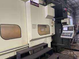 Near New CNC Machining Center - picture0' - Click to enlarge