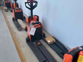 UN 2.0T Electric Pallet Truck: Forklifts Australia - the Industry Leader! - picture1' - Click to enlarge