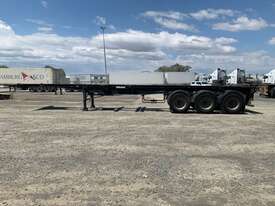 2005 Barker Heavy Duty Tri Axle 40ft Tri Axle Skel Trailer - picture2' - Click to enlarge