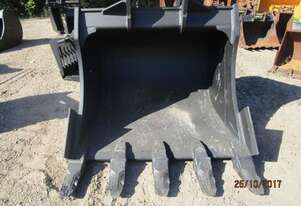 BRIAN SCOTT ENGINEERING 35-40TON 1600MM GP BUCKET FOR SALE