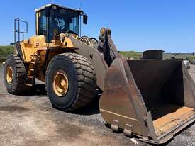 Special Offer: Volvo L220F Wheel Loader - Very Tidy Machine (1 of 2 Units Available) - picture1' - Click to enlarge
