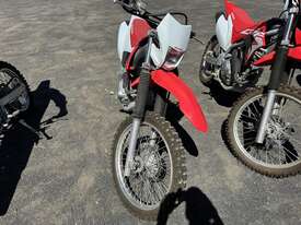 Honda CRF 230F Motorbike - picture0' - Click to enlarge