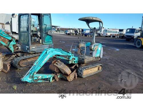 Kobelco SK013