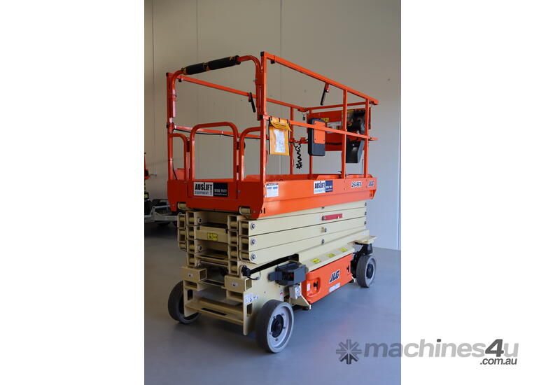 caption 2020 JLG 2646ES 26ft Electric Scissor Lift - Commission until 06/2030