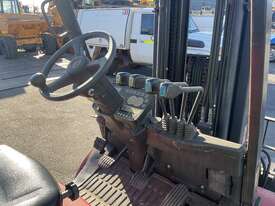 2009 Clark C30 LPG Forklift - picture2' - Click to enlarge