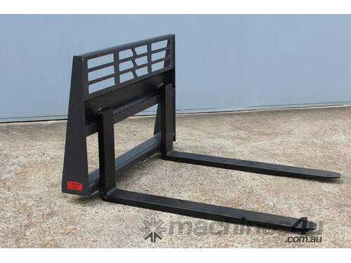 NORM ENGINEERING CARRIAGE PALLET FORKS
