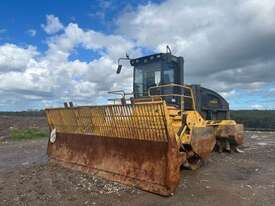2016 Tana E520 Landfill Compactor - picture1' - Click to enlarge
