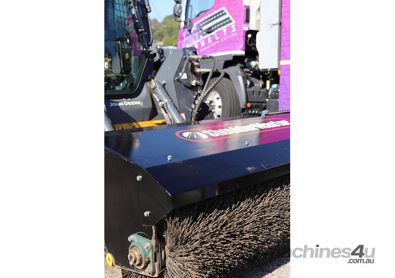 Aus Made Skid Steer Sweeper: SHOULDERMASTER TB1800 - tough, reliable, and easy to use!