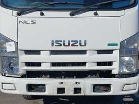 Isuzu NLS200 - picture1' - Click to enlarge