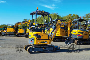 XCMG Tracked Mini Excavator | Model: XE17U