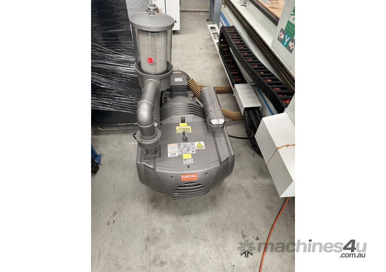 CNC router with unloading table twin 6KW spindles and multi drill head 