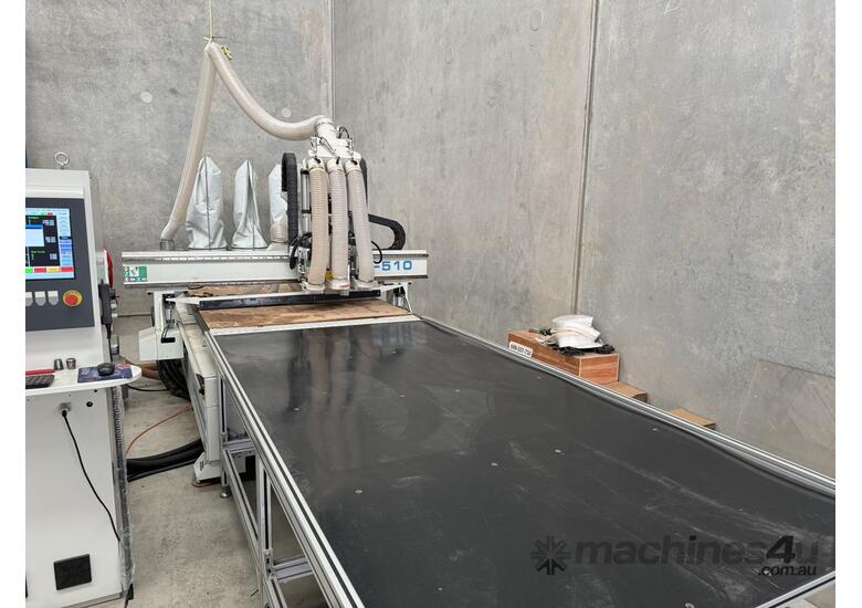 CNC router with unloading table twin 6KW spindles and multi drill head 