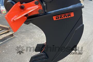 AUSTRALIAN MADE 150 x 1060 TRENCHER-BUCKET 12-14T WITH RILL CLEANER