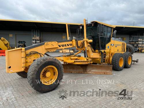 caption VOLVO G940 Motor Graders