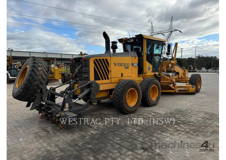 caption VOLVO G940 Motor Graders