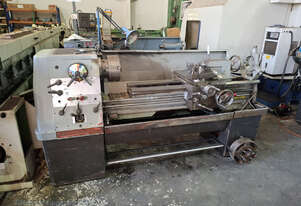 Colchester Triumph 2000 Centre Lathe