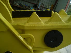 INDECO Pulveriser Crusher Suit 40 - 60 Tonner.  Others available - picture2' - Click to enlarge