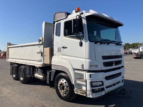 2015 Mitsubishi Fuso FV500 Tipper