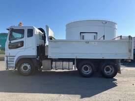 2015 Mitsubishi Fuso FV500 Tipper - picture2' - Click to enlarge