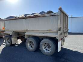 1989 Borcat Tri Axle Dog Trailer - picture2' - Click to enlarge