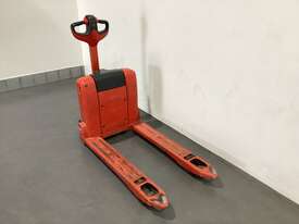 2022 Linde MT15 Electronic Pallet Jack - picture2' - Click to enlarge