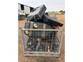 QTY X 2 PALLETS OF RUBBER WEAR PLATES - picture0' - Click to enlarge
