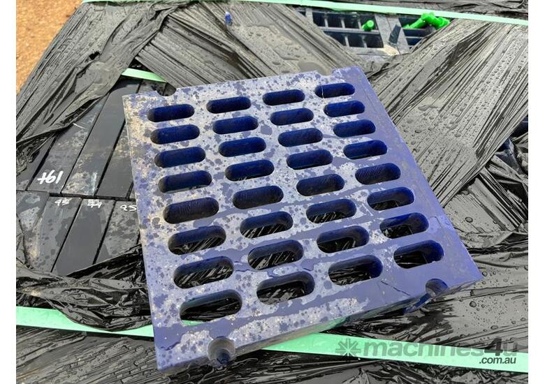 caption QTY X 2 PALLETS OF RUBBER WEAR PLATES